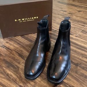 R.M. Williams Comfort Craftsman Chelsea Boot AU 6.5
